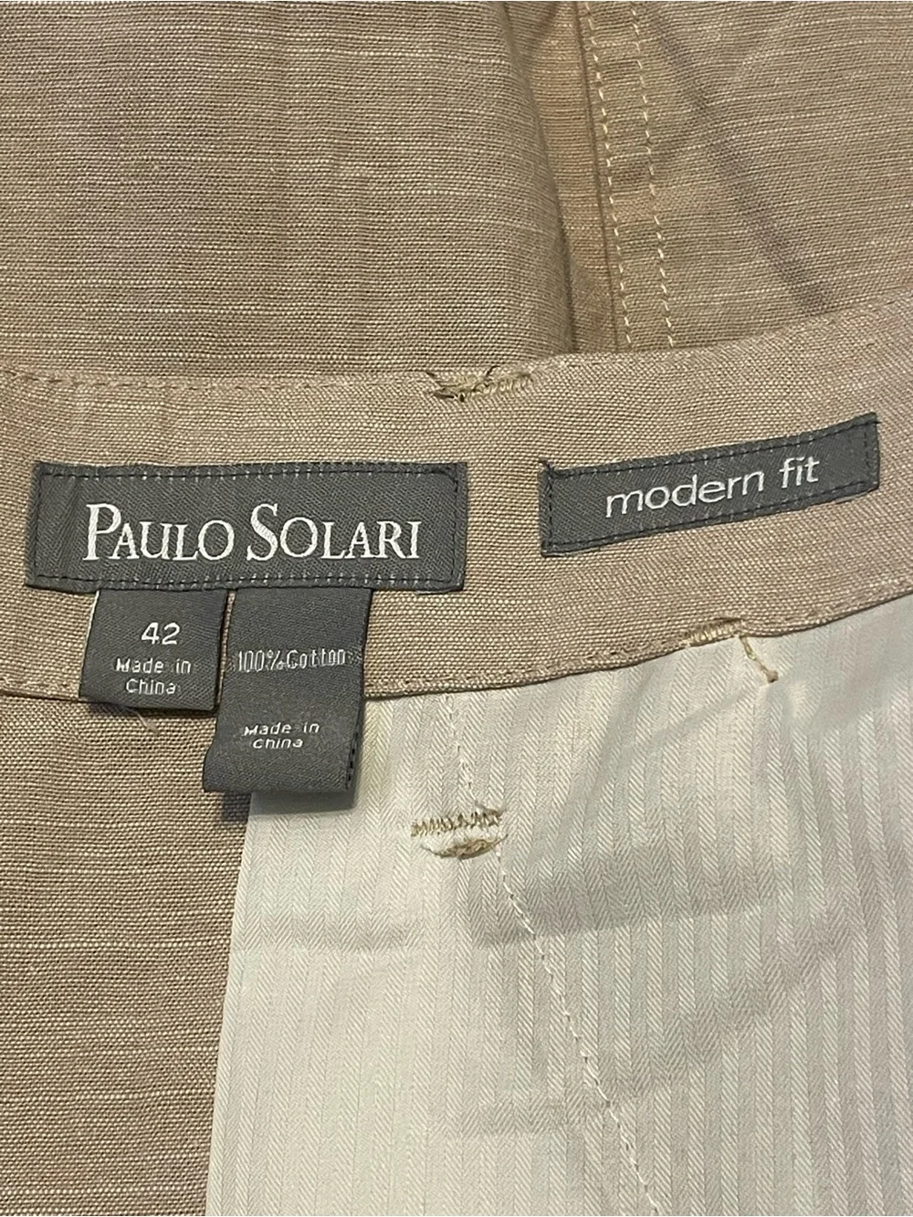 Paulo Solari  casual Men's Cream Cargo Shorts with Utility Pockets size 42  NWT